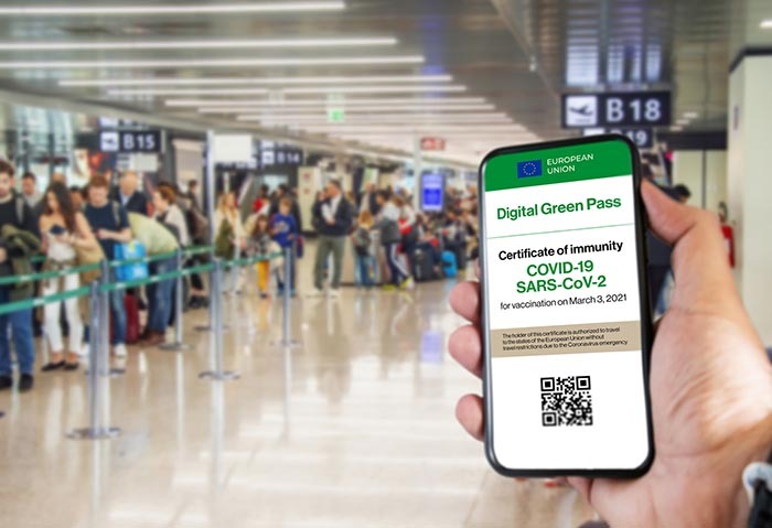 С воскресенья 155 из 200 стран являются зонами повышенного риска